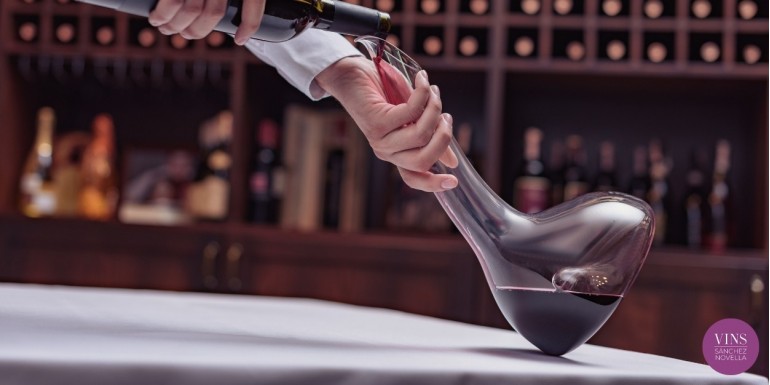 Los 10 mandamientos del protocolo en el servicio del vino